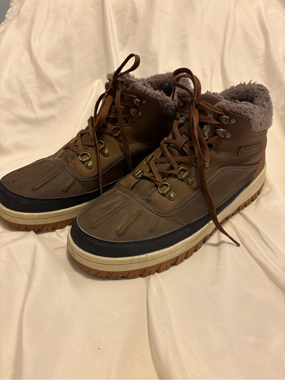 Men's Brown Winter Boots - Lace-Up Comfort
